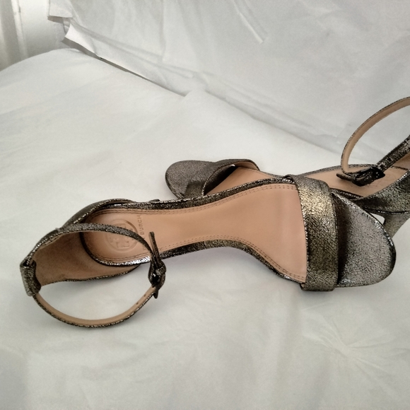 Tory Burch Keri crackle ankle strap sandals size 7 - Picture 3 of 16